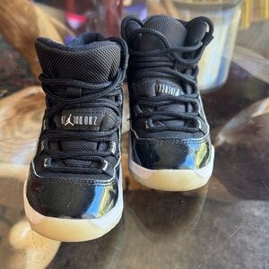Kids Jordan 11 Retro Jubilee Sneakers